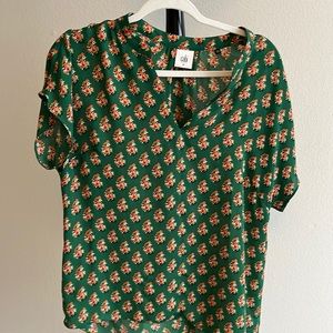 Blouse with v neck with cap sleeves